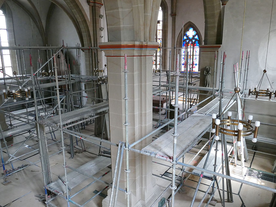 Einrüstung des Kircheninnenraumes (Foto: Karl-Franz Thiede)